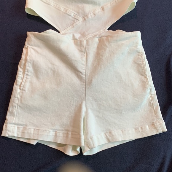 3x1 Aspro Romper - Picture 11 of 12